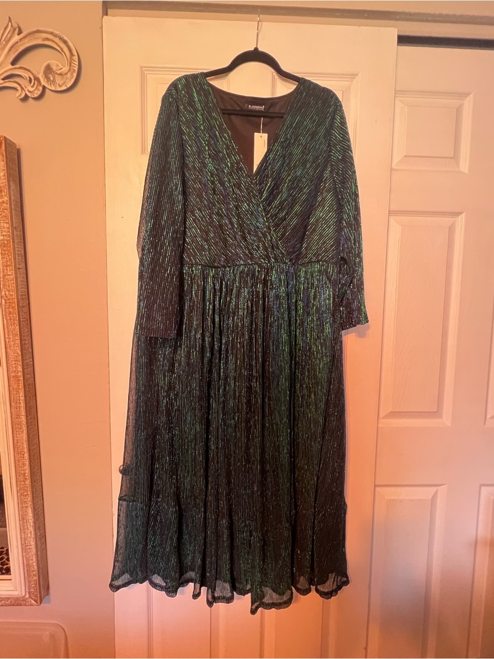 BloomChic Iridescent Teal & Black Long Sleeve Midi Dress